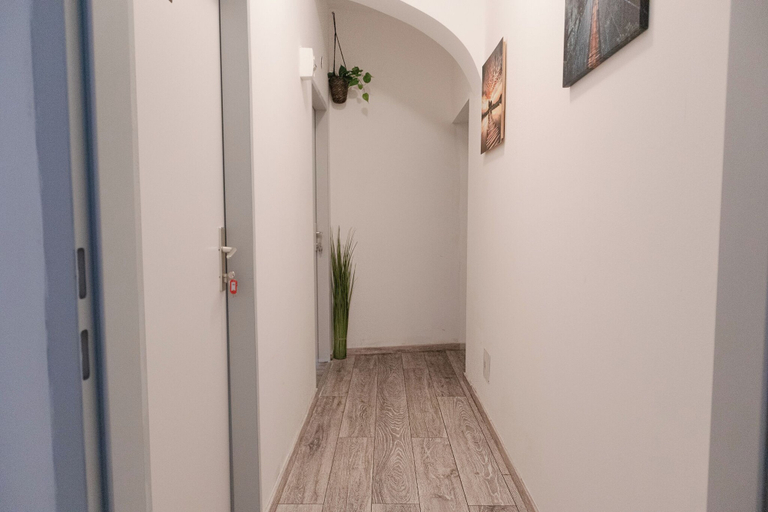 Others 3, Affordable 3BR Apt near Hauptbahnhof, Wien