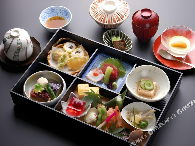 Food & Drinks, Hotel Urban, Toshima