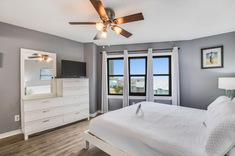 Bedroom 2, Harbour Place 503, Baldwin