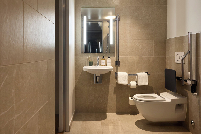 Bathroom 4, Base Geneva, Genève