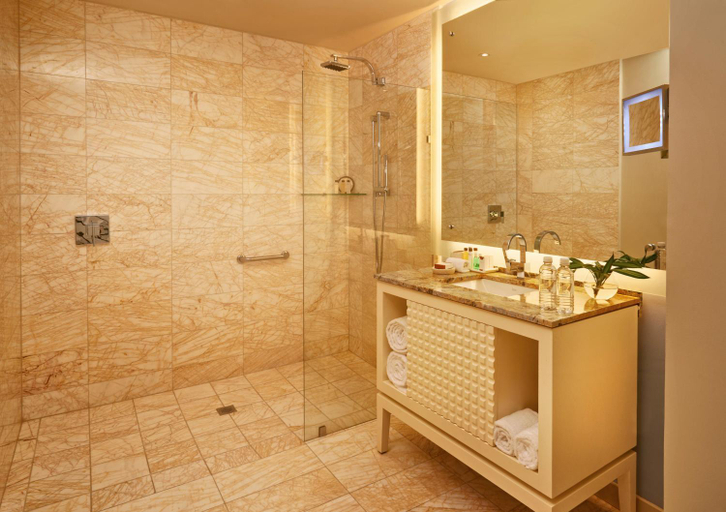 Bathroom 5, Global Hotel Panama - Twist Hotels Corp, Panamá