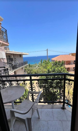 Others 5, Michaela, Ionian Islands