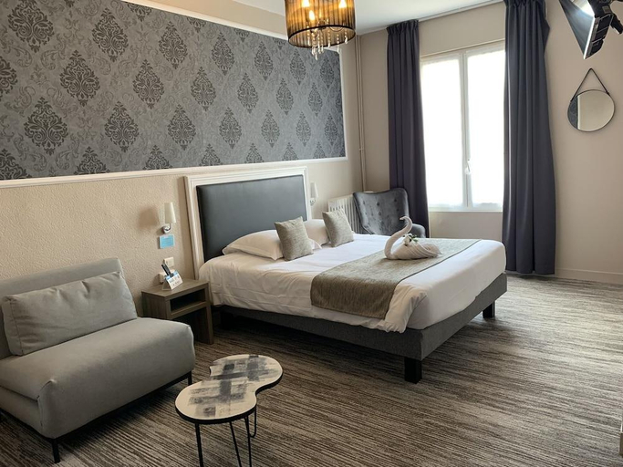 Bedroom 3, Cit' Hotel de France, Charente-Maritime