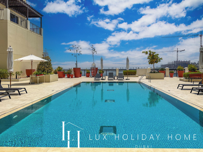 Sport & Beauty 5, LUX The La Mer Sea View Suite 3, Dubai