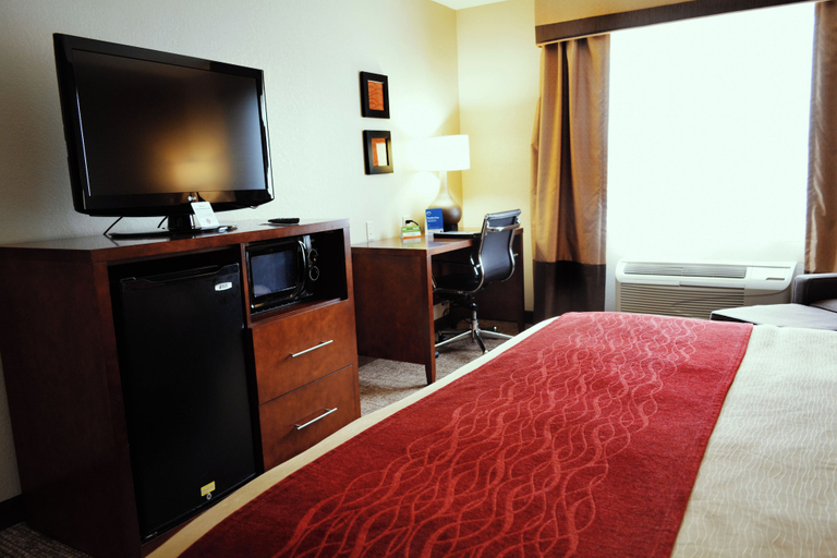 Bedroom 4, Comfort Inn & Suites Covington - Mandeville, Saint Tammany