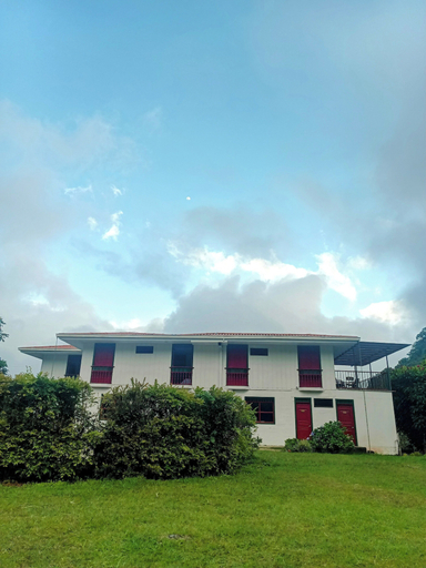 Exterior 3, Hotel Campestre El Edén, Pensilvania