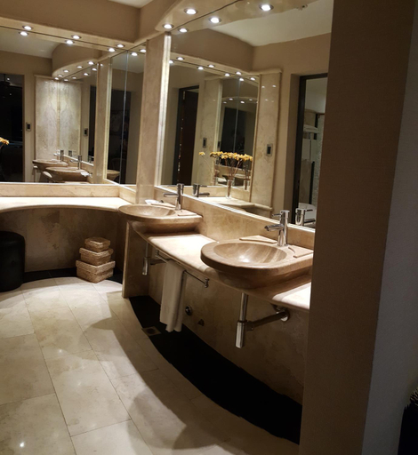 Bathroom 3, Hotel Vinas del Sol, Rawson