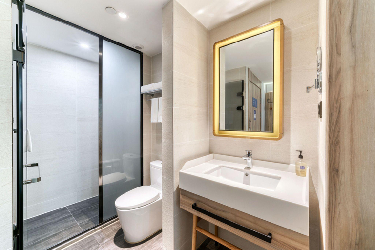 Bathroom 4, Hanting Premium Hotel Ningbo Tianyi Square Center, Ningbo