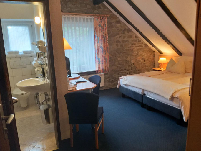 Bedroom 3, Hotel Klinger, Märkischer Kreis