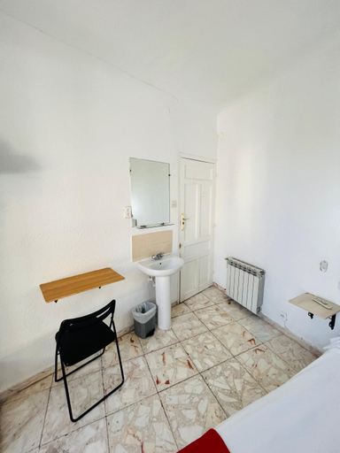 Bedroom 2, Hostal Rivera, Madrid