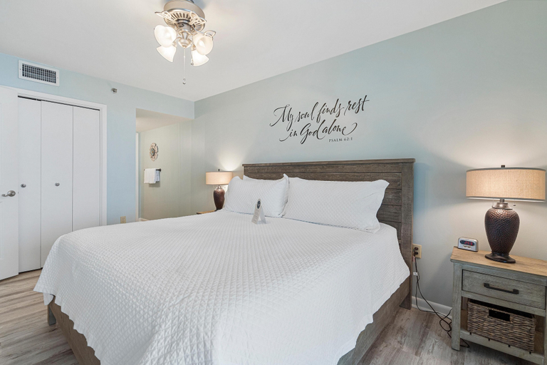 Bedroom 2, Phoenix III 3124, Baldwin