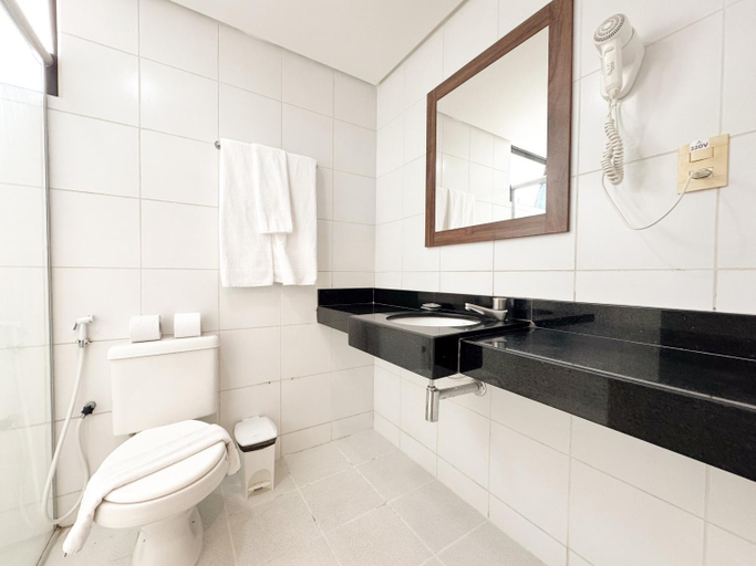 Bathroom 4, D8 Hotel Express, Fortaleza