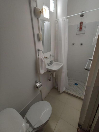 Bathroom 5, Chuchumbe Hotel & Hostal, Veracruz