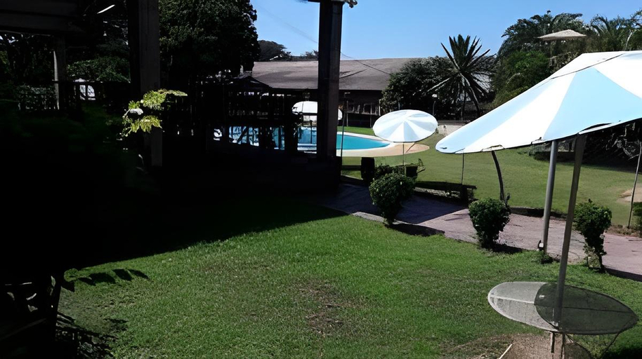 Others 5, Orange Grove Motel, Makonde