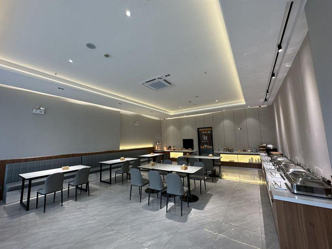 Food & Drinks 5, Hanting Hotel Shanghai Anting Xinyuan Road, Shanghai