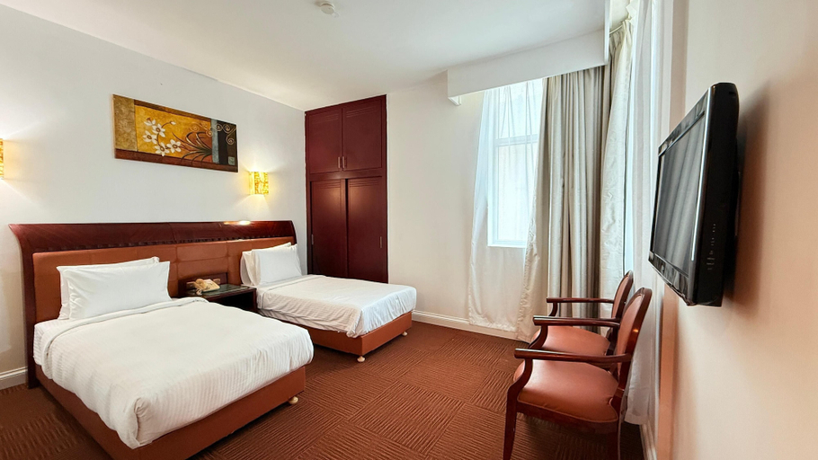 Bedroom 5, Royal Tulip Dancenter Suites Sharjah, Sharjah City