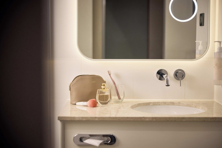 Bathroom 5, Van der Valk Hotel Paris CDG Airport, Val-d'Oise