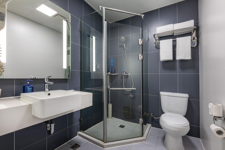Bathroom 3, Hanting Suzhou Xiangcheng Tianhong Shopping Center, Suzhou