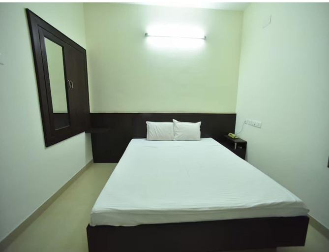 Bedroom 2, PRM Aruna Lodge, Erode