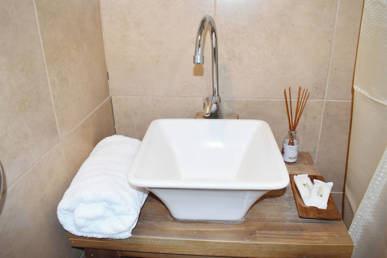 Bathroom 4, Tierra de Glaciares Aparts Cabañas, Lago Argentino