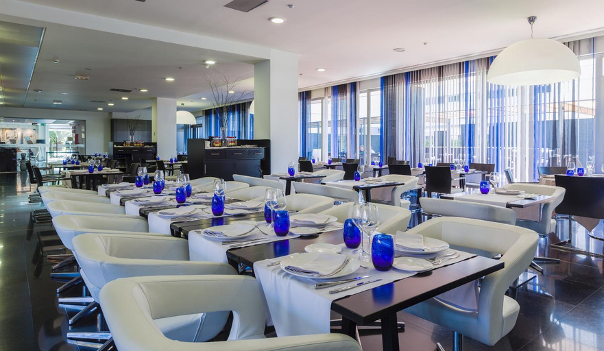 Food & Drinks 5, Axor Barajas, Madrid
