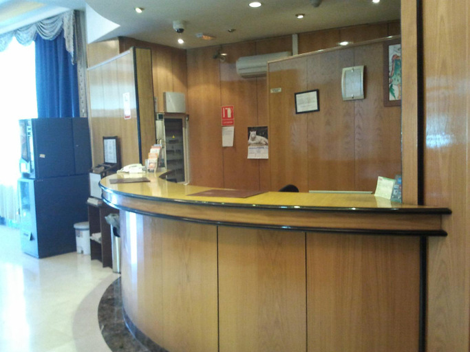 Public Area 2, Hotel Ciudad de Fuenlabrada, Madrid