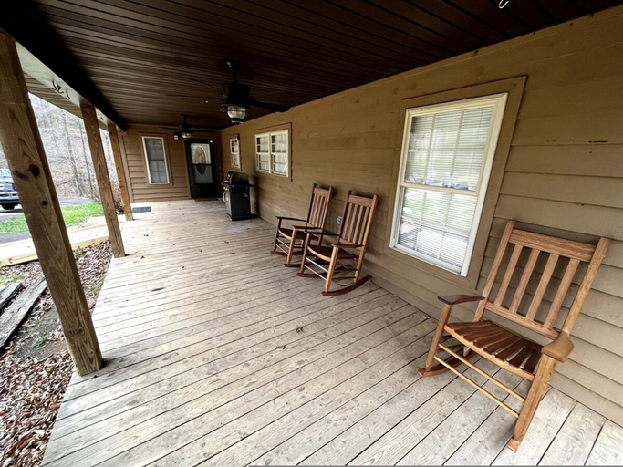 Terrace/patio, Pet Friendly Fire Pit Movie Theater Pool Sauna, Sevier