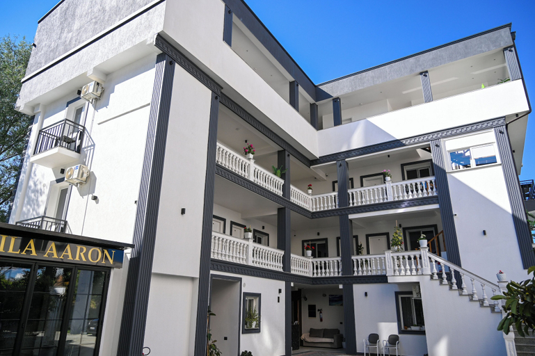 Exterior & Views 2, VILA AARON, Durrësit