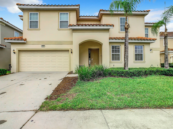 Exterior & Views, Jade Manor, Polk
