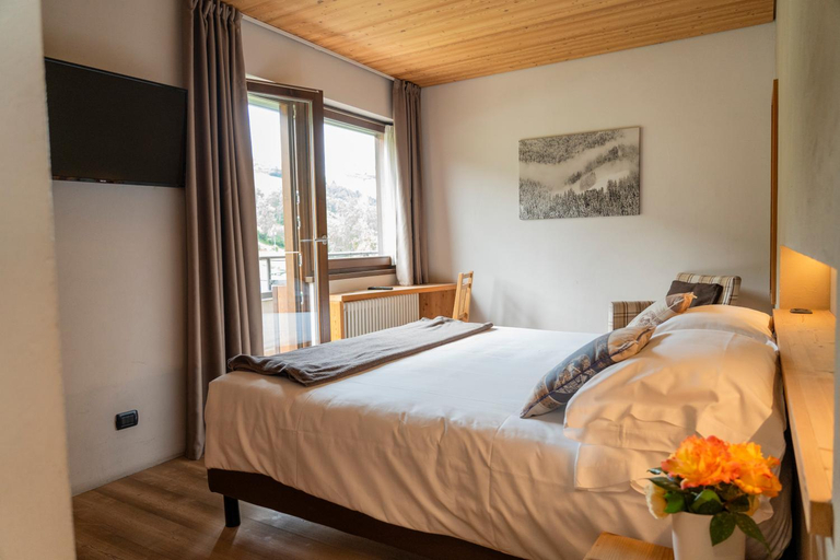 Bedroom 3, Hotel Nevada, Sondrio