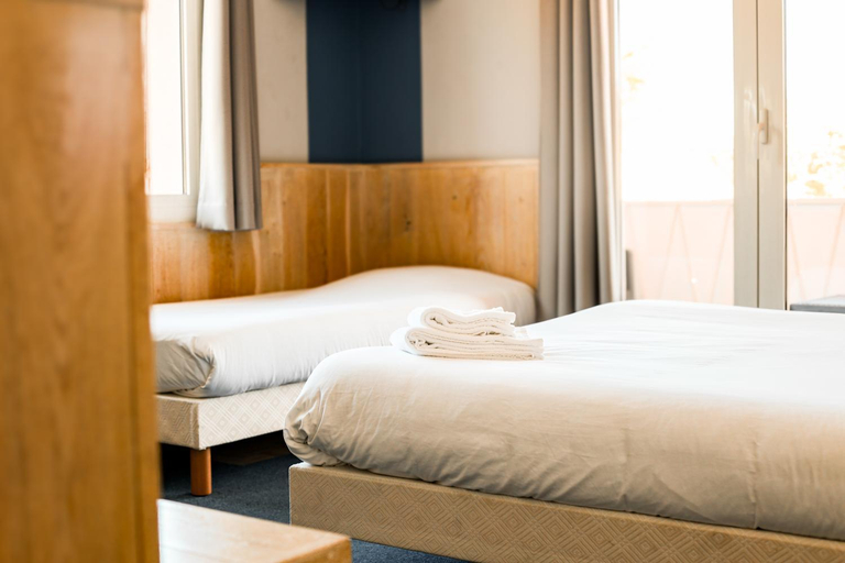 Bedroom 3, Hotel Bar Tabac Point Chaud L'Ecureuil, Landes