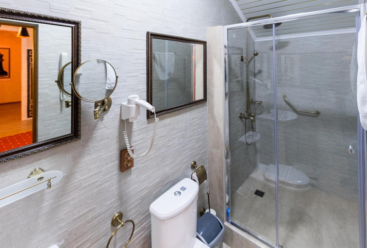 Bathroom 4, Amsterdam Hotel Aktobe, Aqtobe