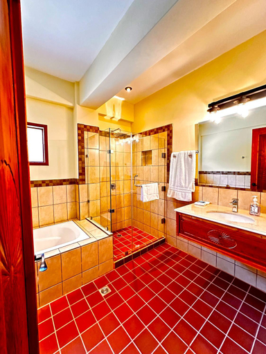 Bathroom 3, Hotel Jotam, Panajachel