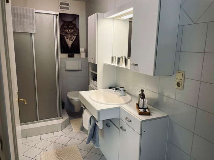 Bathroom 4, Apartment in Neukirchen near Ski Lift, Zell am See