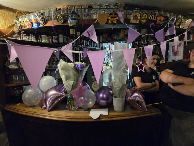 Food & Drinks 5, The Benett Arms, Wiltshire