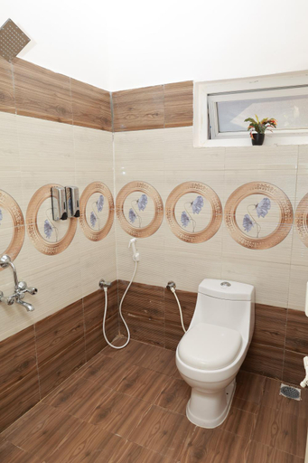 Bathroom 3, Marvel Homestay, Salem