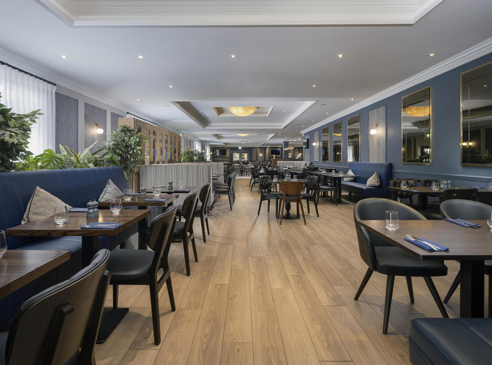 Food & Drinks 4, Diamond Coast Hotel