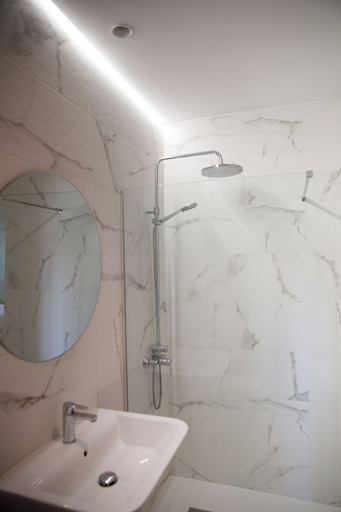 Bathroom 3, Hotel Cruce Chauchina, Granada