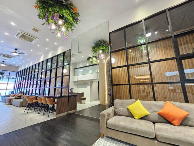 Others 4, 14 Sathorn Hotel, Khlong San
