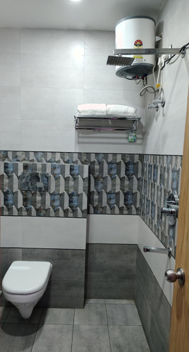 Bathroom 5, HOTEL RUDRA RESIDENCY, Patna