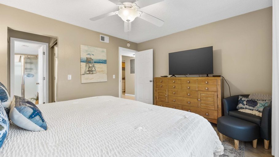 Bedroom 4, Coastal Clipper Charming 2 Bdr, Walk to Beach!, Saint Johns
