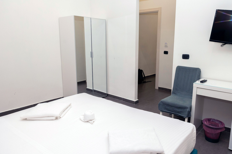Bedroom 5, Doria Suites Napoli, Napoli