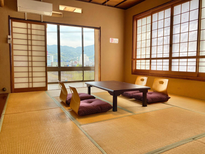 Bedroom 3, JAPANESE IN HOTEL MATSUKISO, Beppu