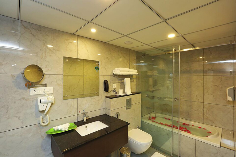 Bathroom 4, Renai Sreekrishna, Thrissur