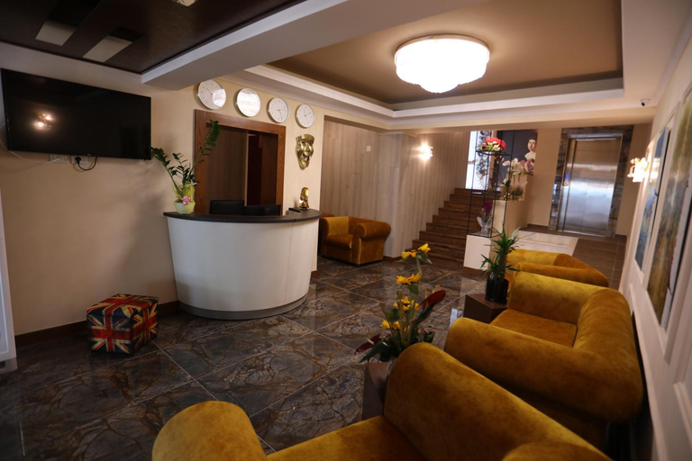 Public Area, British Hotel Pogradec, Pogradecit