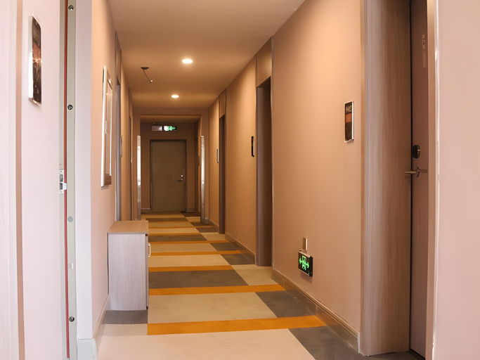 Others 5, Shell Hotel Liaoning Shenyang Dadong District Middle Street North Railway Station, Shenyang