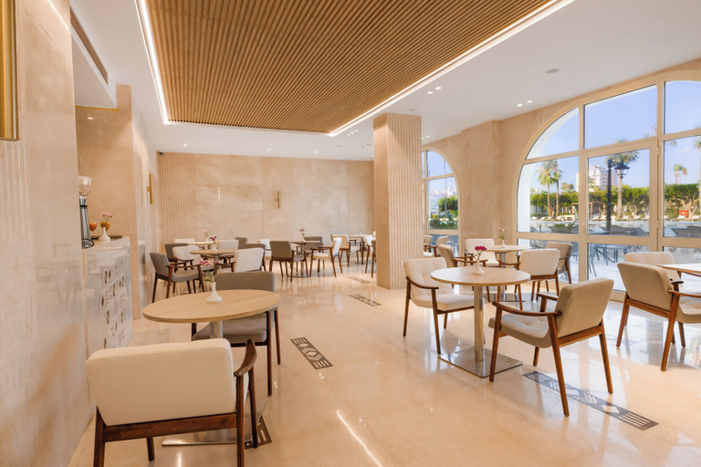 Food & Drinks 5, Helnan Antoniades Palace, Alexandria