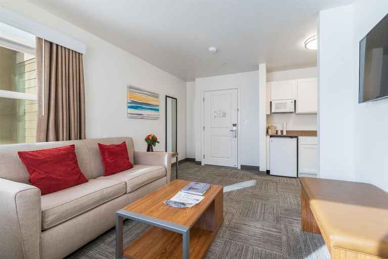 Others 4, Marshall Suites Bainbridge Island, SureStay Collection by BW, Kitsap