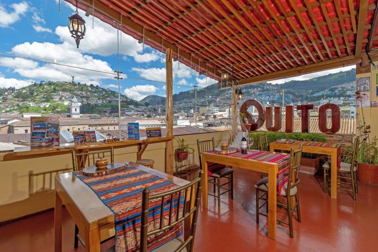 Food & Drinks 5, Friends Hotel & Rooftop - Historic Center & Museums, Quito