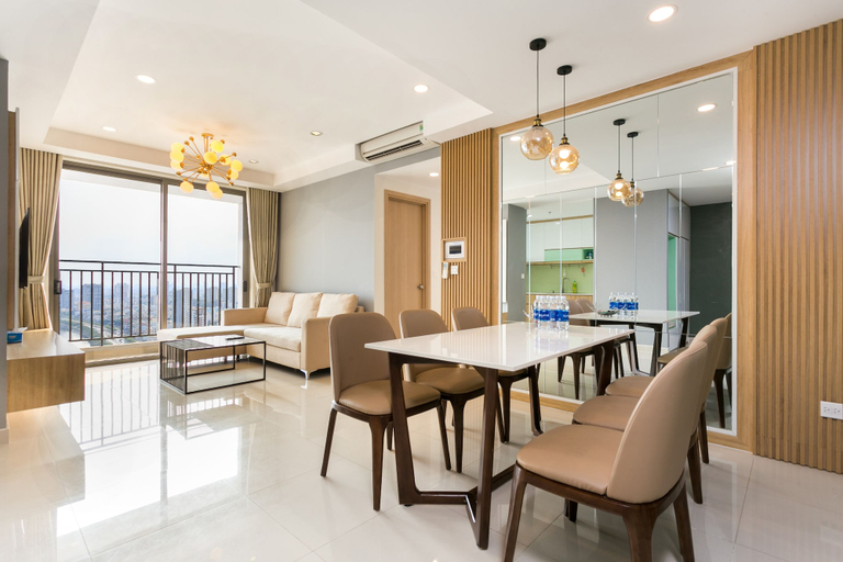 Food & Drinks 5, River Gate Apartment Saigon HCMC, District 4